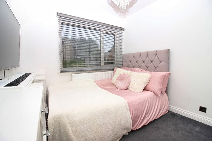 3 Bedroom Terraced House For Sale In Church Road, West Kingsdown, TN15