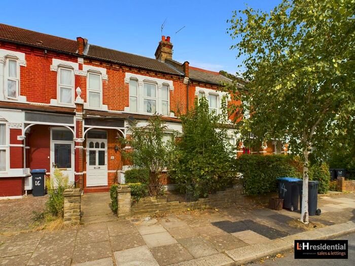 4 Bedroom Terraced House To Rent In Elvendon Road, London, N13