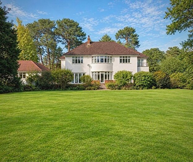6 Bedroom Detached House To Rent In Canford Cliffs Road, Branksome Park, BH13