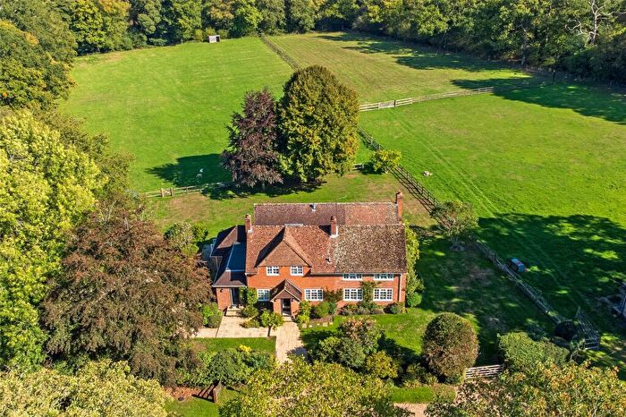 4 Bedroom Detached House To Rent In Oakley Lane, Wash Water, Newbury, Hampshire, RG20