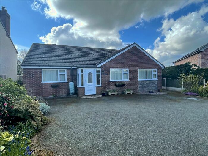 3 Bedroom Bungalow For Sale In Trefonen Road, Morda, Oswestry, Shropshire, SY10