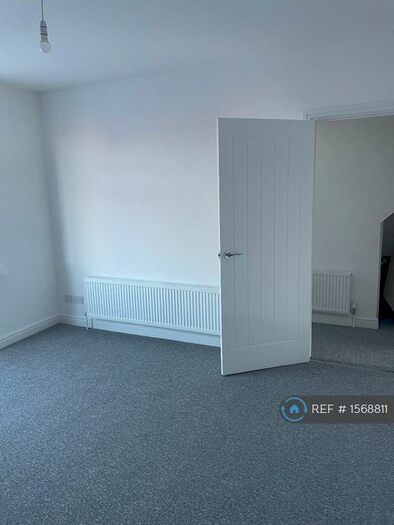 2 Bedroom Flat To Rent In Weardale Avenue, Newcastle Upon Tyne, NE6