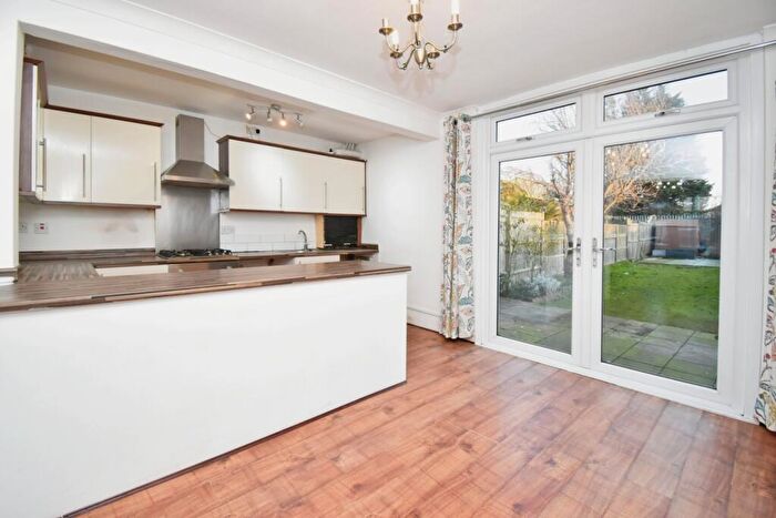 3 Bedroom Terraced House To Rent In Montrose Avenue Welling, DA16