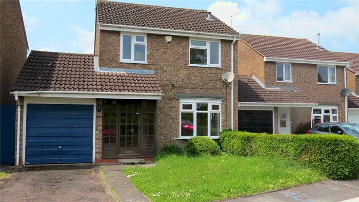 3 Bedroom Detached House To Rent In Shackleton Drive, Perton, Wolverhampton, WV6