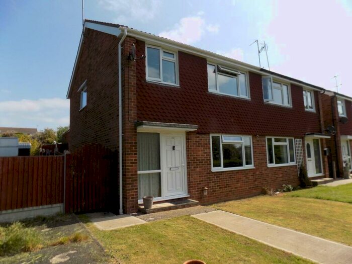 3 Bedroom Semi-Detached House To Rent In Nether Court, Halstead, CO9