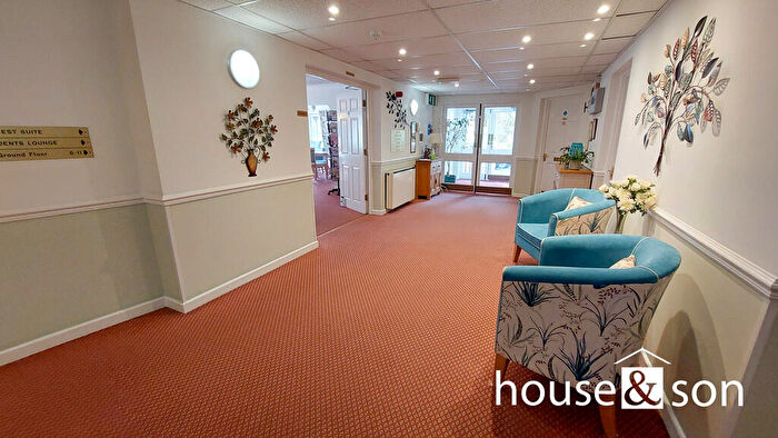 2 Bedroom Apartment For Sale In Viscount Court, Owls Road, Bournemouth, BH5