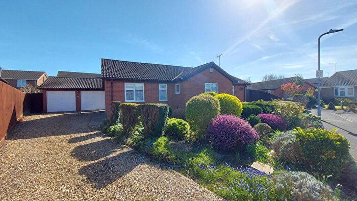 3 Bedroom Detached Bungalow For Sale In Yew Tree Close, Bourne, PE10