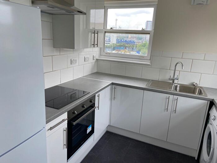 3 Bedroom Flat To Rent In Albert Road, North Woolwich, E16