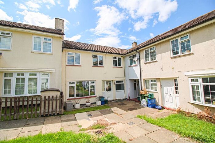 3 Bedroom Terraced House For Sale In Canons Gate, Harlow, CM20