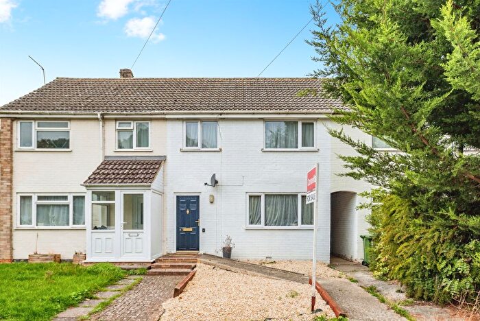 3 Bedroom Detached House For Sale In Hunters Field, Stanford In The Vale, Faringdon, SN7