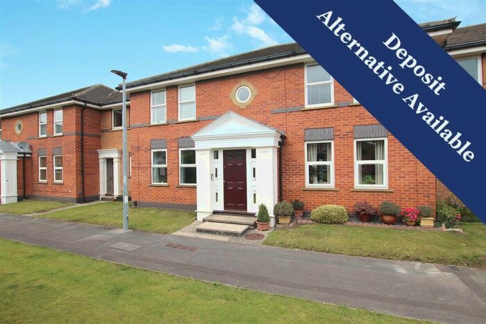 2 Bedroom Flat To Rent In Nicholas Gardens, York, YO10