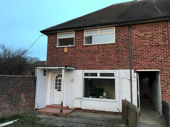 3 Bedroom Property To Rent In Dunmow Close, Hull, HU8