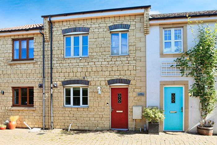 2 Bedroom Semi-Detached House For Sale In Normangate, Ailsworth, Peterborough, PE5