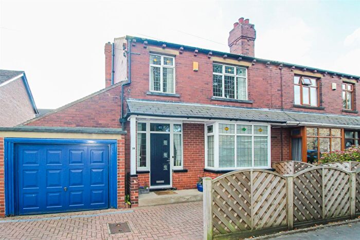 3 Bedroom Semi-detached House For Sale In Wesley Street, Ossett, WF5