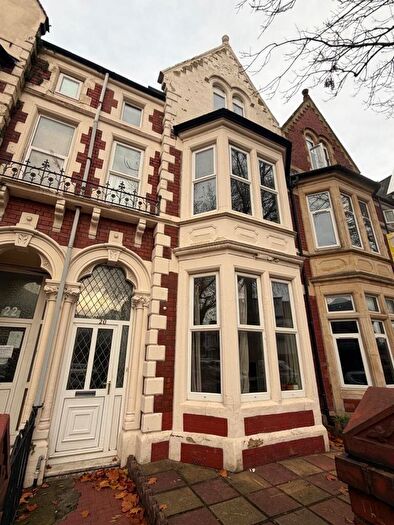 6 Bedroom House For Sale In Penylan Road, CF24