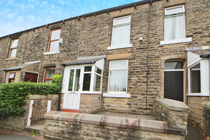 2 Bedroom Terraced House For Sale In Silk Street, Glossop, Derbyshire, SK13