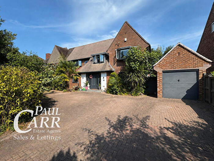 3 Bedroom Semi Detached House For Sale In Four Oaks Road, Four Oaks, Sutton Coldfield, B74
