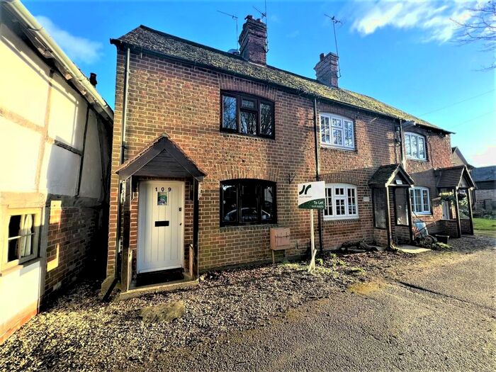 2 Bedroom End Of Terrace House To Rent In The Causeway, Steventon, Abingdon OX13