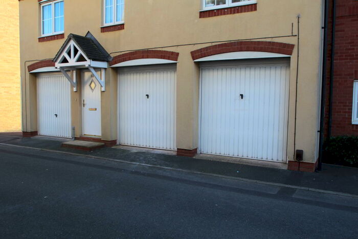 Garage / Parking To Rent In Shepherds Walk, Bradley Stoke, Bristol, BS32