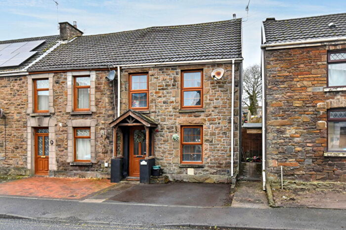 3 Bedroom End Of Terrace House For Sale In Bridge Street, Llangennech, SA14