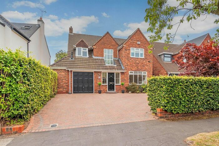 4 Bedroom Detached House To Rent In Apsley Grove, Dorridge, Solihull, B93