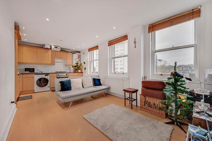 Property To Rent In Stamford Hill, London, N16