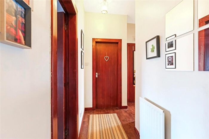 1 Bedroom Flat For Sale In Greenholme Street, Cathcart, Glasgow, G44