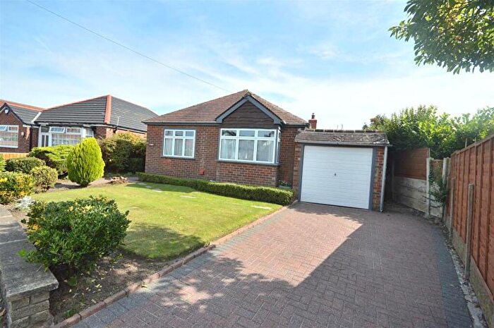3 Bedroom Detached Bungalow For Sale In Wincham Road, Sale, M33