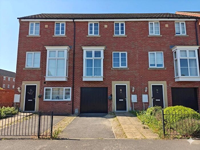 4 Bedroom Terraced House To Rent In Molyneux Square, Hampton Vale, Peterborough, PE7