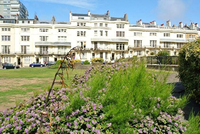 Studio To Rent In Regency Square, Brighton, BN1