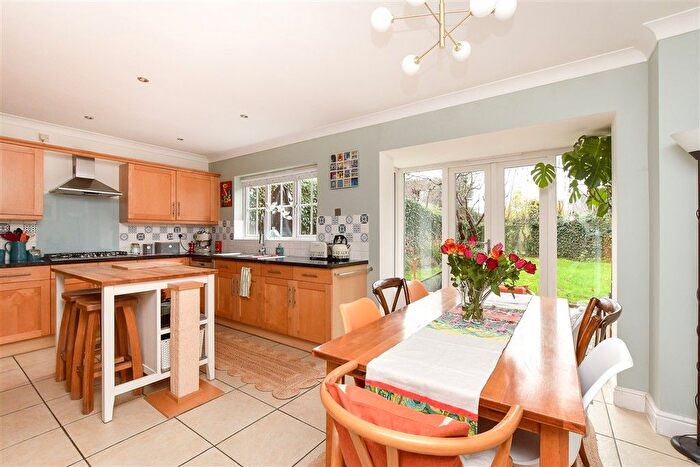 6 Bedroom Detached House For Sale In West Meads, Horley, Surrey, RH6