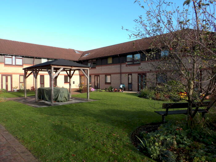 2 Bedroom Flat To Rent In Harrison Court, Bingham, NG13