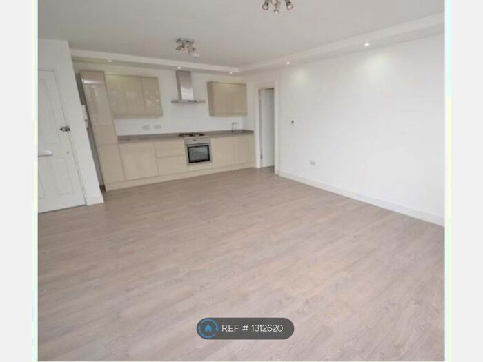 1 Bedroom Flat To Rent In High Street, Barnet, EN5