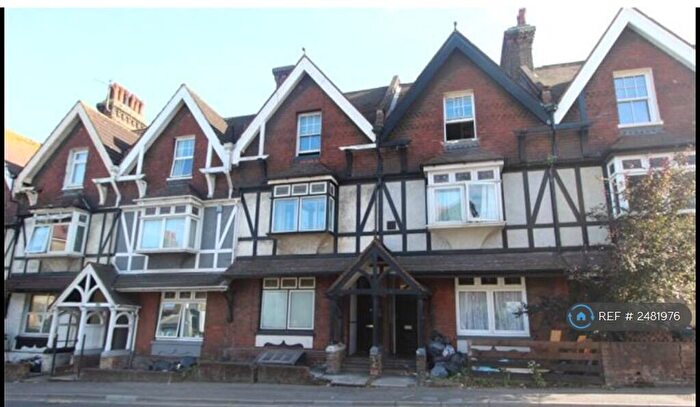 Studio To Rent In London Road, Rochester, ME2