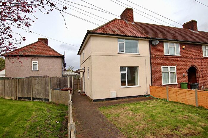 2 Bedroom End Terrace House To Rent In Parsloes Avenue, Dagenham, RM9