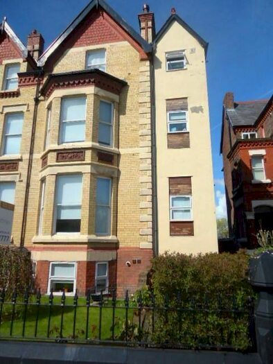 2 Bedroom Flat To Rent In Newsham Drive, Liverpool, L6