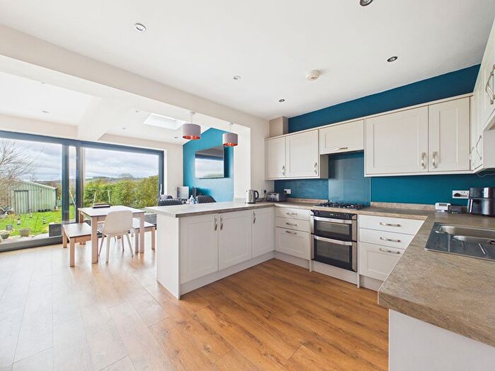 4 Bedroom Semi-detached House For Sale In Higher Lane, Crank, St Helens, WA11