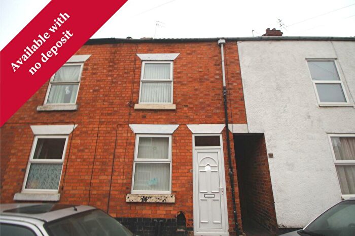 3 Bedroom Terraced House To Rent In George Street, Grantham, NG31