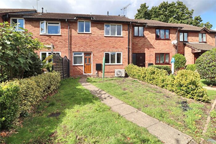2 Bedroom Terraced House For Sale In Woking, Surrey, GU21