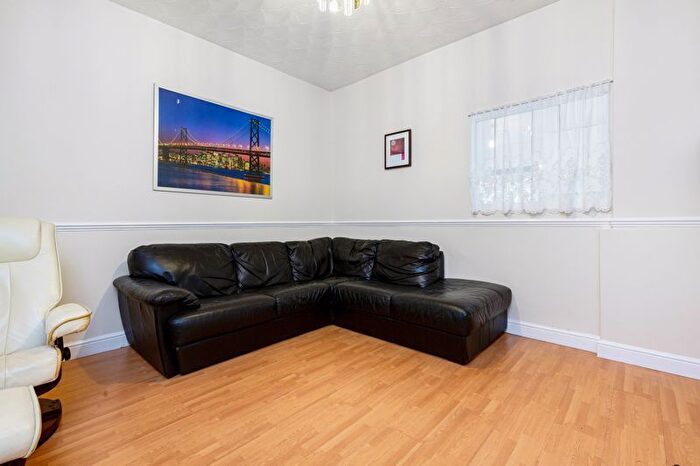 3 Bedroom Terraced House To Rent In Emma Road, London, E13