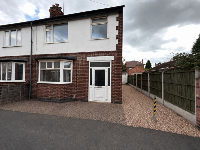 3 Bedroom Semi Detached House For Sale In City Road, Dunkirk, NG7