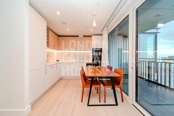 2 Bedroom Apartment To Rent In Grand Central Apartments, Brill Place, London, NW1