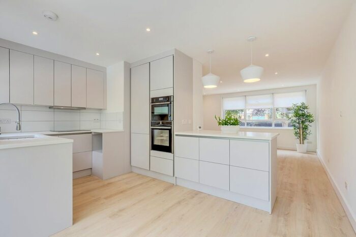 3 Bedroom Terraced House To Rent In Savona Close, London, SW19