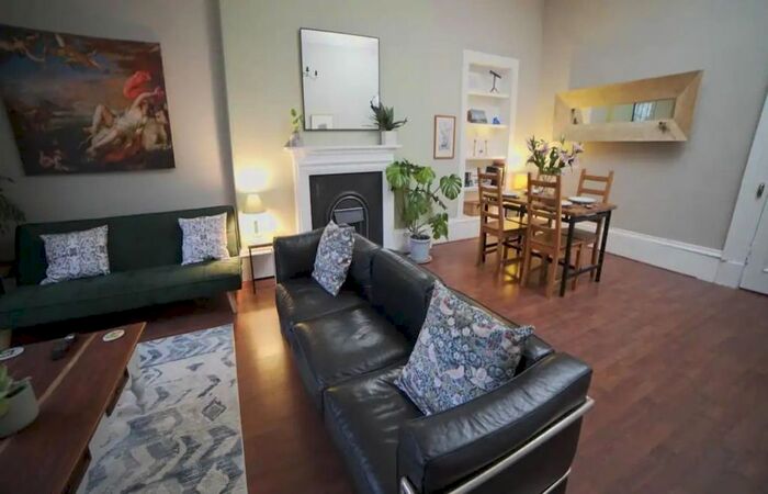 1 Bedroom Flat To Rent In Lansdowne Crescent, Glasgow, G20