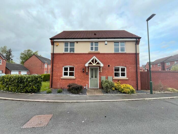 3 Bedroom Detached House To Rent In Hollywood Works Close, Shirley, Solihull, West Midlands, B90