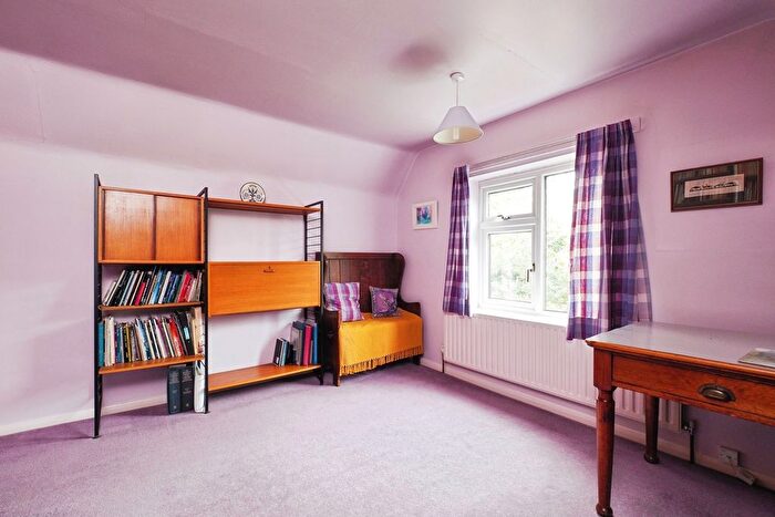 4 Bedroom Detached House For Sale In Warrender Close, Bramcote, Nottingham, NG9