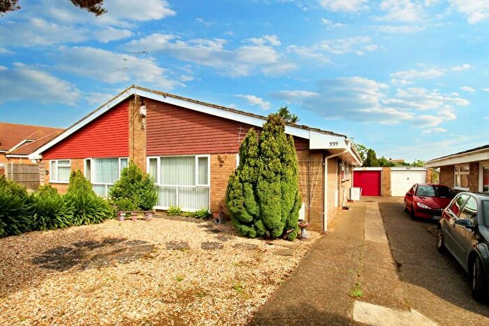 3 Bedroom Semi-Detached Bungalow For Sale In Leysdown Road, Leysdown-On-Sea, Sheerness, ME12