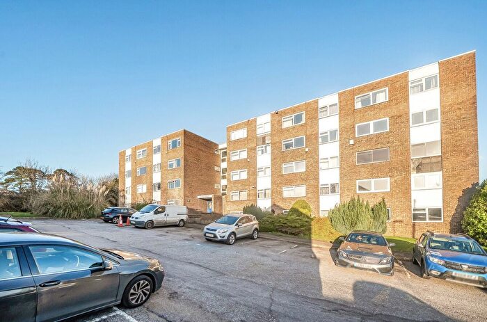 2 Bedroom Flat To Rent In Anson Drive, Southampton, Hampshire, SO19