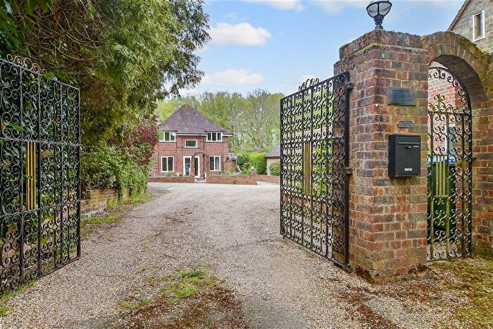 4 Bedroom Detached House For Sale In East Street, Rusper, West Sussex, RH12