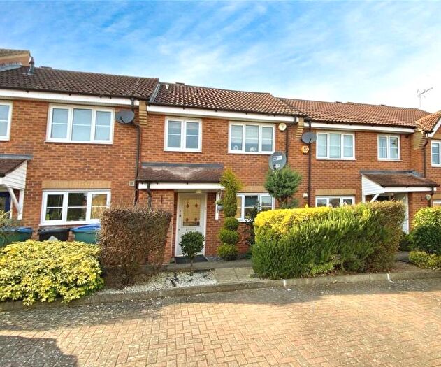 4 Bedroom Property To Rent In Derwent Close, Watford, WD25
